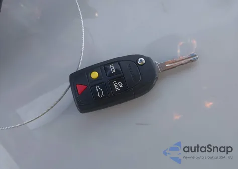 2004 Volvo S60 2.4 z USA, uszkodzony, nr VIN YV1RS64A042340471